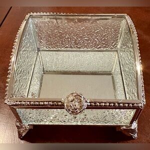 Elegant Glass and Silver Jewelry Box with Rose Clasp and Mirror Bottom